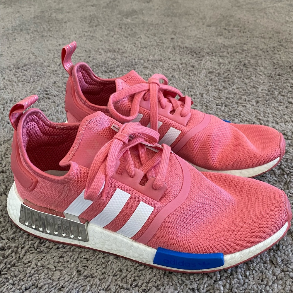 Adidas Women’s NMD R1 Athletic Sneakers Running Shoes Pink/White size 11